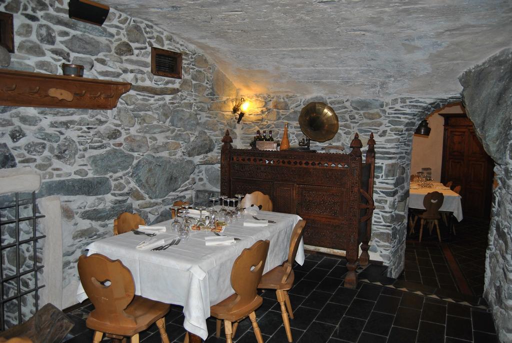 Casa Vacanza La Rocca Chiesa in Valmalenco Kültér fotó