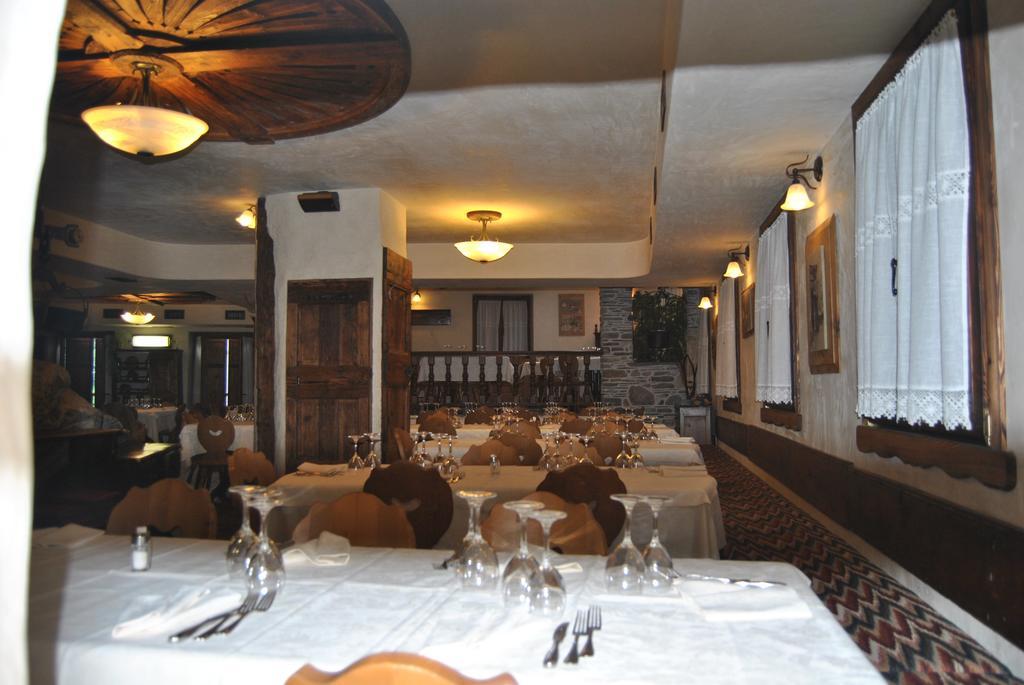 Casa Vacanza La Rocca Chiesa in Valmalenco Kültér fotó