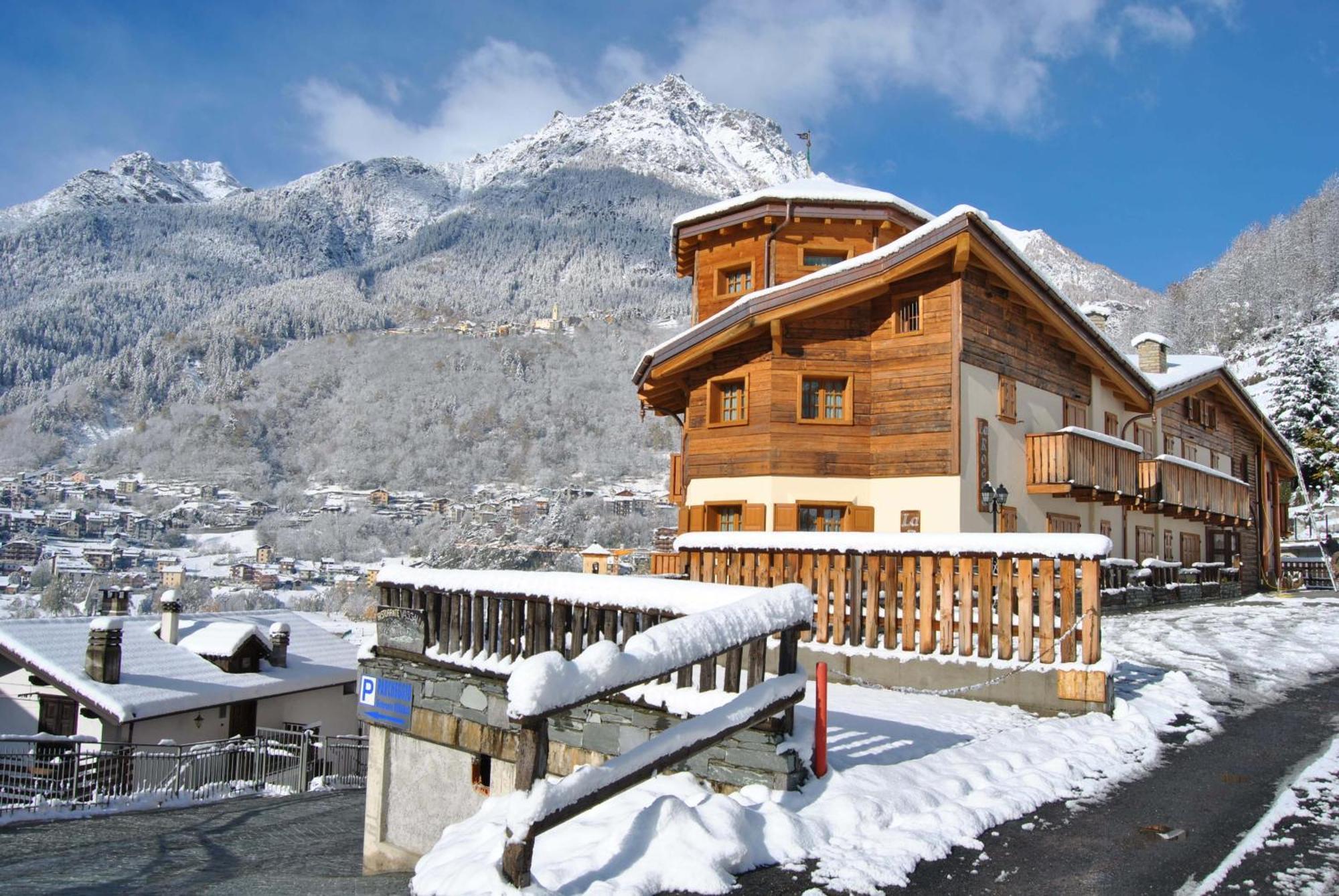 Casa Vacanza La Rocca Chiesa in Valmalenco Kültér fotó