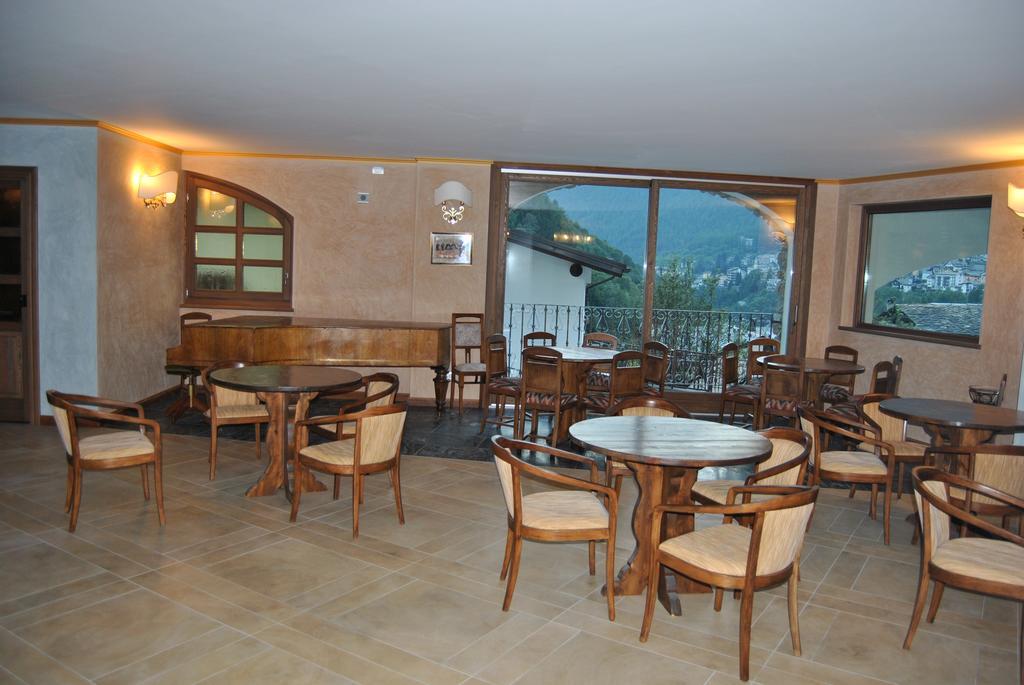 Casa Vacanza La Rocca Chiesa in Valmalenco Kültér fotó