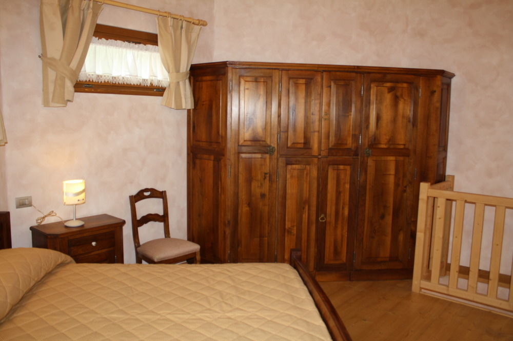 Casa Vacanza La Rocca Chiesa in Valmalenco Kültér fotó